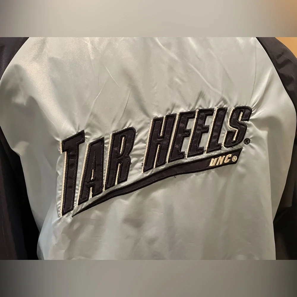 Kids UNC Tar Heels Windbreaker Half Zip Pullover Youth L 14/16 Hooded Jacket